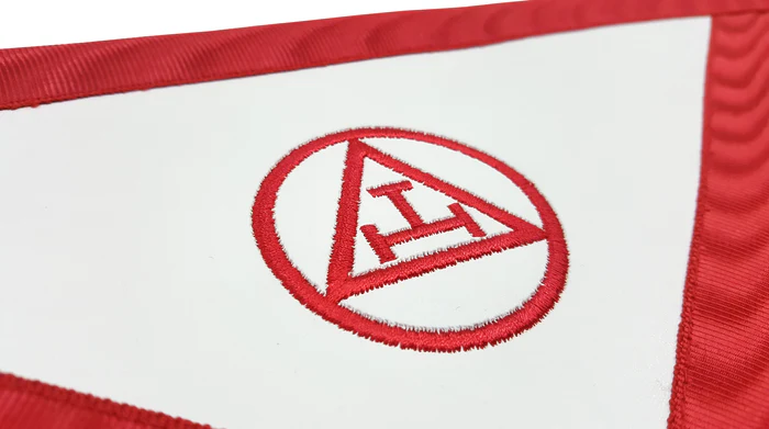 Worshipful Master Chapter Officer Apron – Red Machine Embroidery