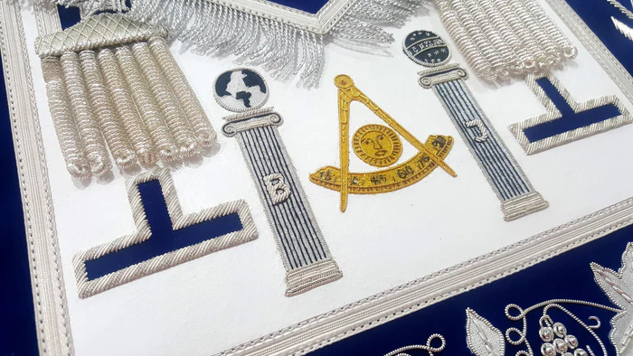 Past Master Blue Lodge California Regulation Apron – Gold & Silver