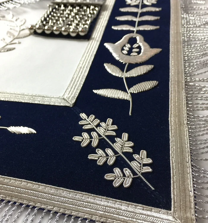 Past Master Blue Lodge Apron – White & Navy Blue Velvet