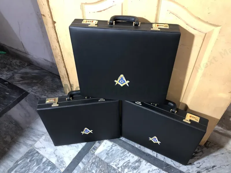 Custom Masonic regalia 4