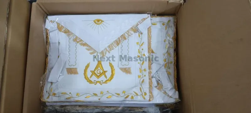 Custom Masonic regalia 6