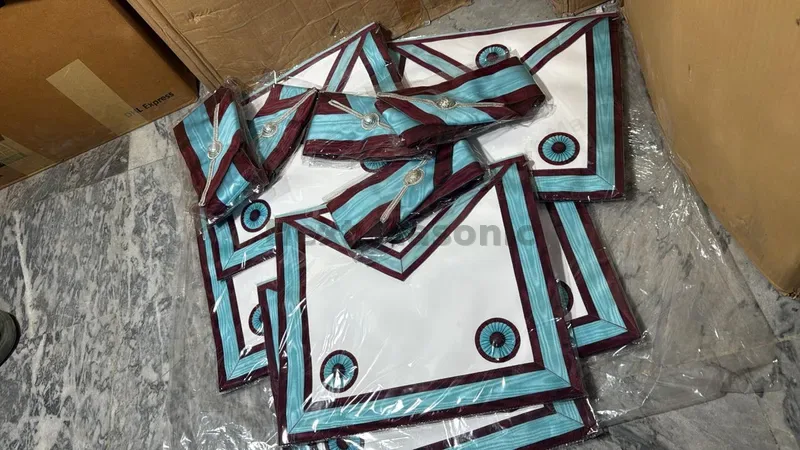 Custom Masonic regalia 8
