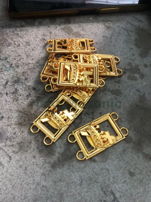 Custom Masonic regalia 10