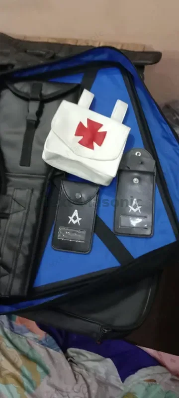 Custom Masonic regalia 46