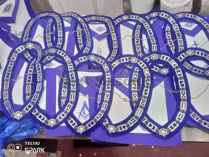 Custom Masonic regalia 58