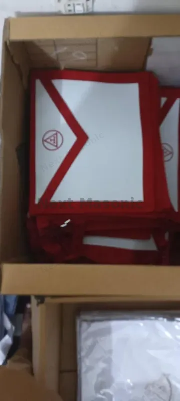 Custom Masonic regalia 89