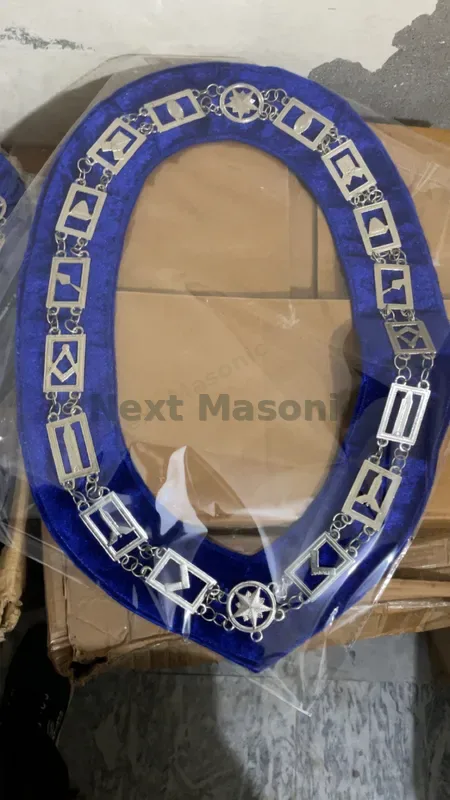 Custom Masonic regalia 112